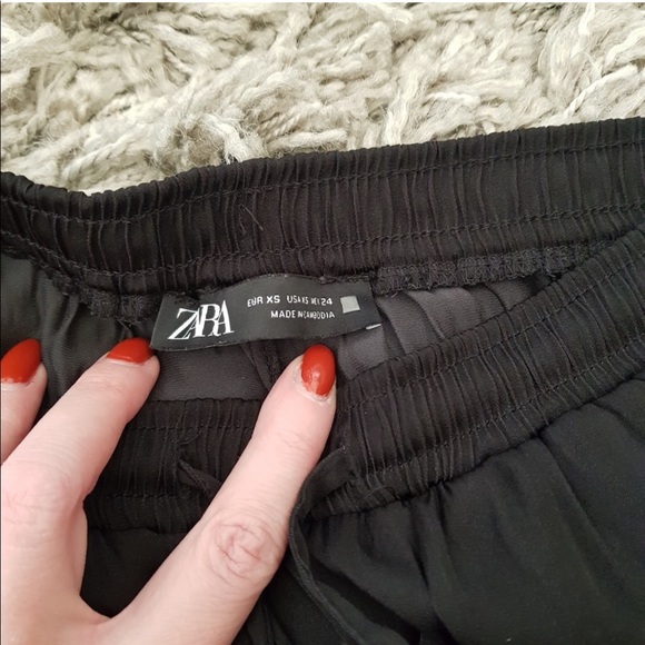 2 x Lightweight Satin Jogger Pants, Zara & Solaris Style, XS/S - Picture 6 of 12